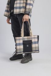 Checkerd Essential Tasche