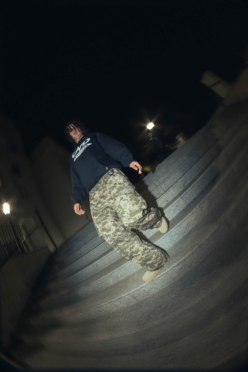 Modular Cargo Pants UCP Camo - Szerokie Bojówki typu Cargo z kieszeniami i regulacją