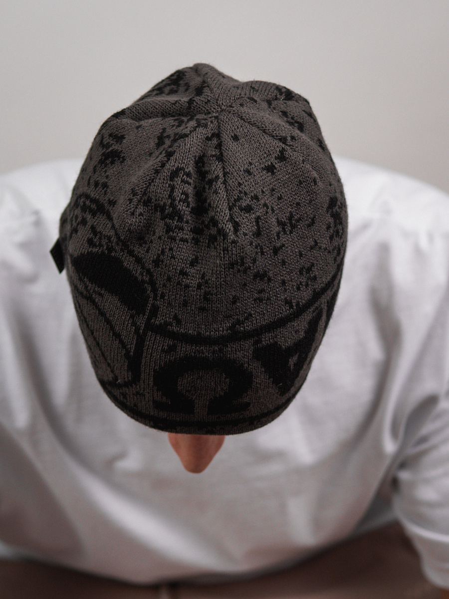 Riot Skull Beanie - Grey Graphite